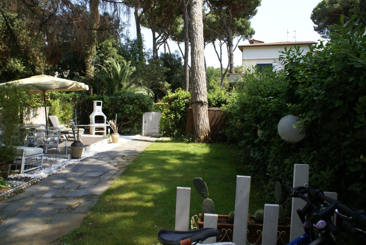 Domusauroom, Relax Nel Cuore Della Versilia - Pet Friendly Виареджо Екстериор снимка